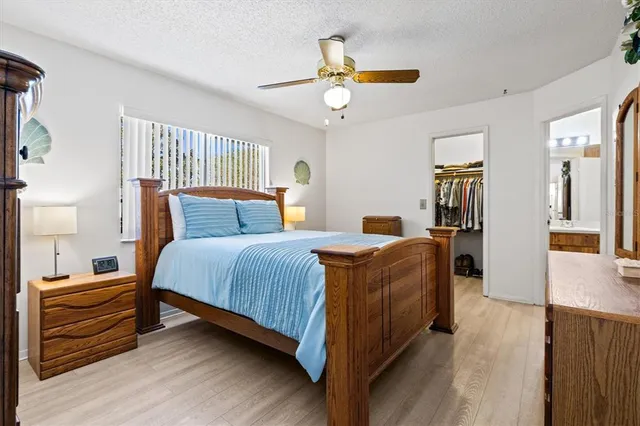 a view of a workspace with furniture