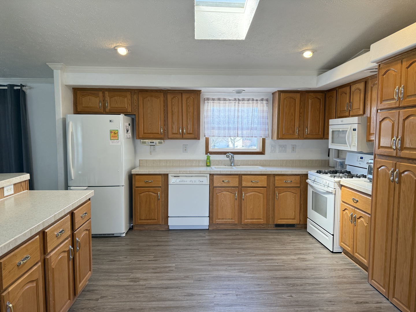 173 Aster Lane Matteson, IL 60443 - Photo 3 of 21