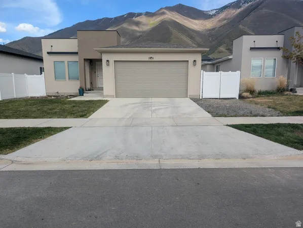 $544,900 | 3831 South Powderwood Lane, Unit 111, Mapleton, UT 84664