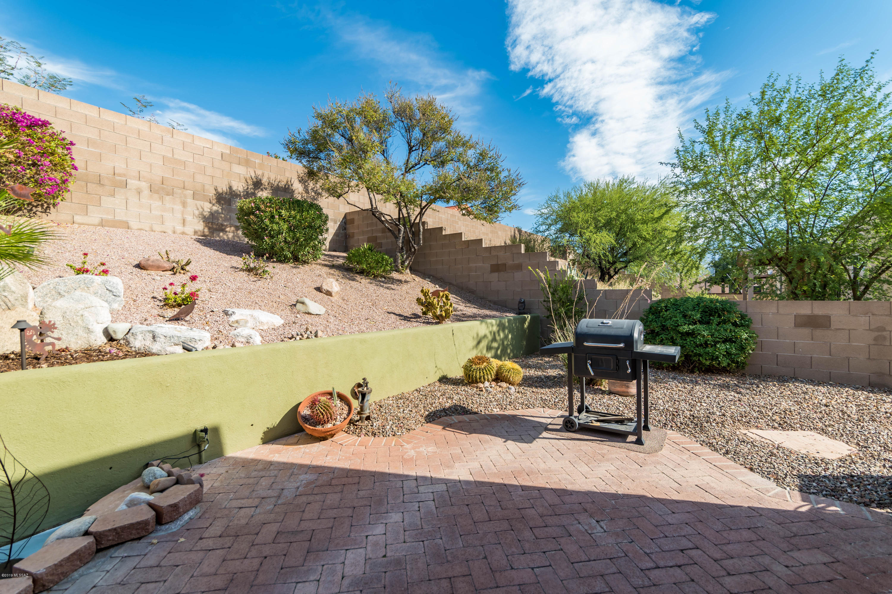 398 Ajax Peak Road Oro Valley, AZ 85737 - Photo 25 of 37