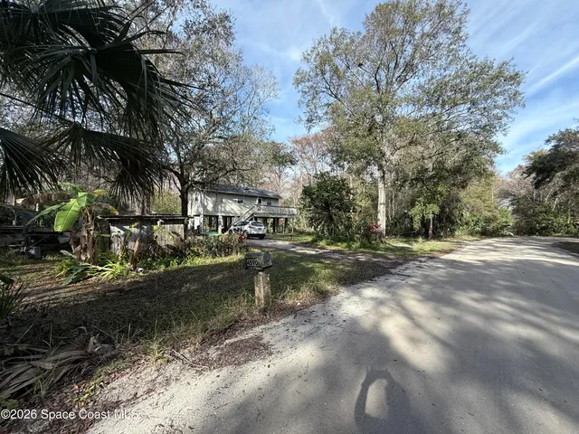 $195,000 | 4590 Hog Valley Road, Mims, FL 32754