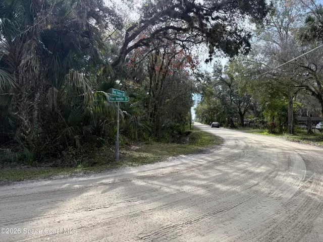 $195,000 | 4590 Hog Valley Road, Mims, FL 32754