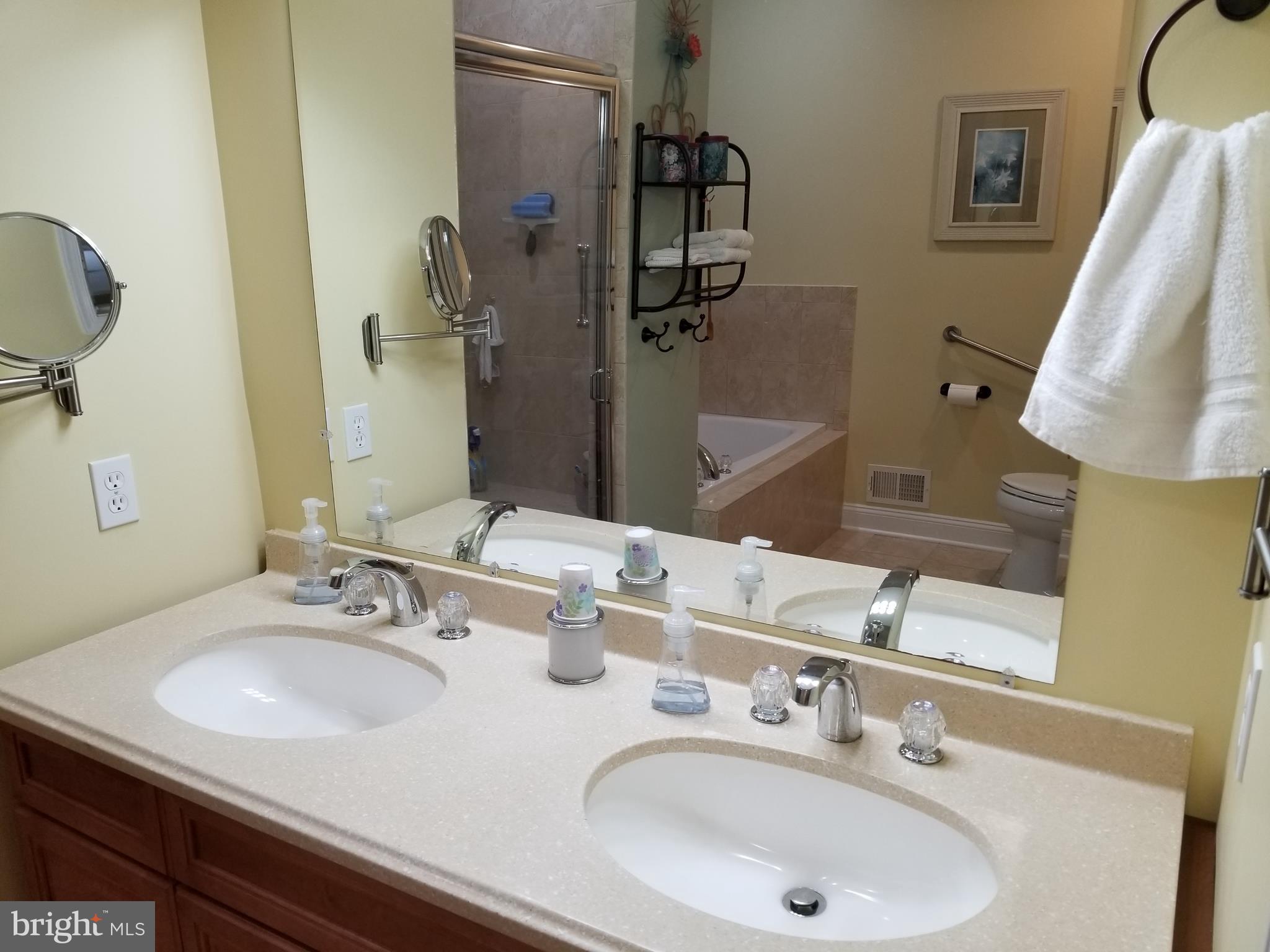 28 Heals Farm Road, Unit 28 Burlington, NJ 08016 - Photo 15 of 29 Gallery Image 15