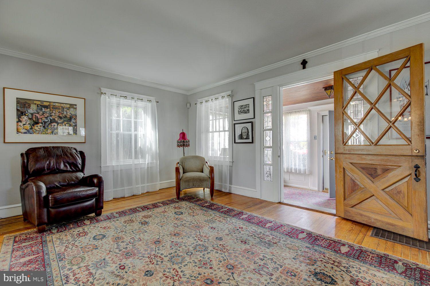 709 Blakeley Road Wallingford, PA 19086 - Photo 3 of 16
