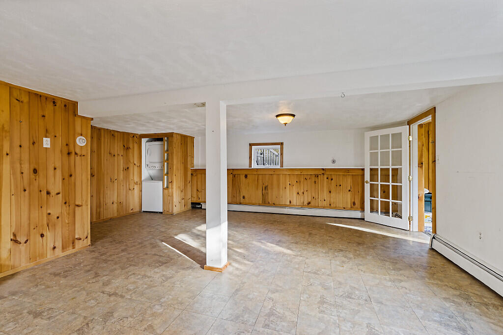 413 North Pond Road Winslow, ME 04901 - Photo 23 of 52 24 family room view