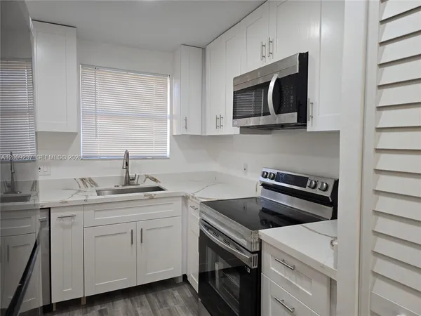 $198,550 | 11477 Northwest 39th Court, Unit 2051, Coral Springs, FL 33065
