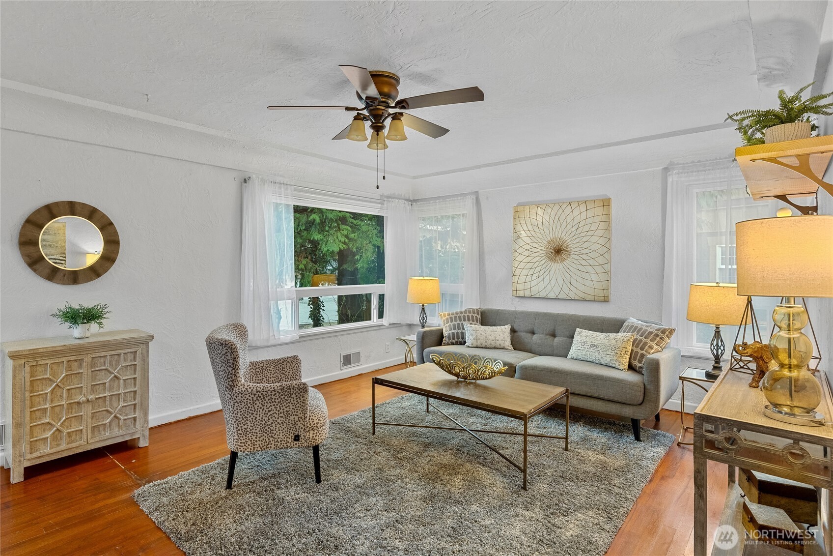 9222 3rd Avenue Southwest Seattle, WA 98106 - Photo 5 of 38