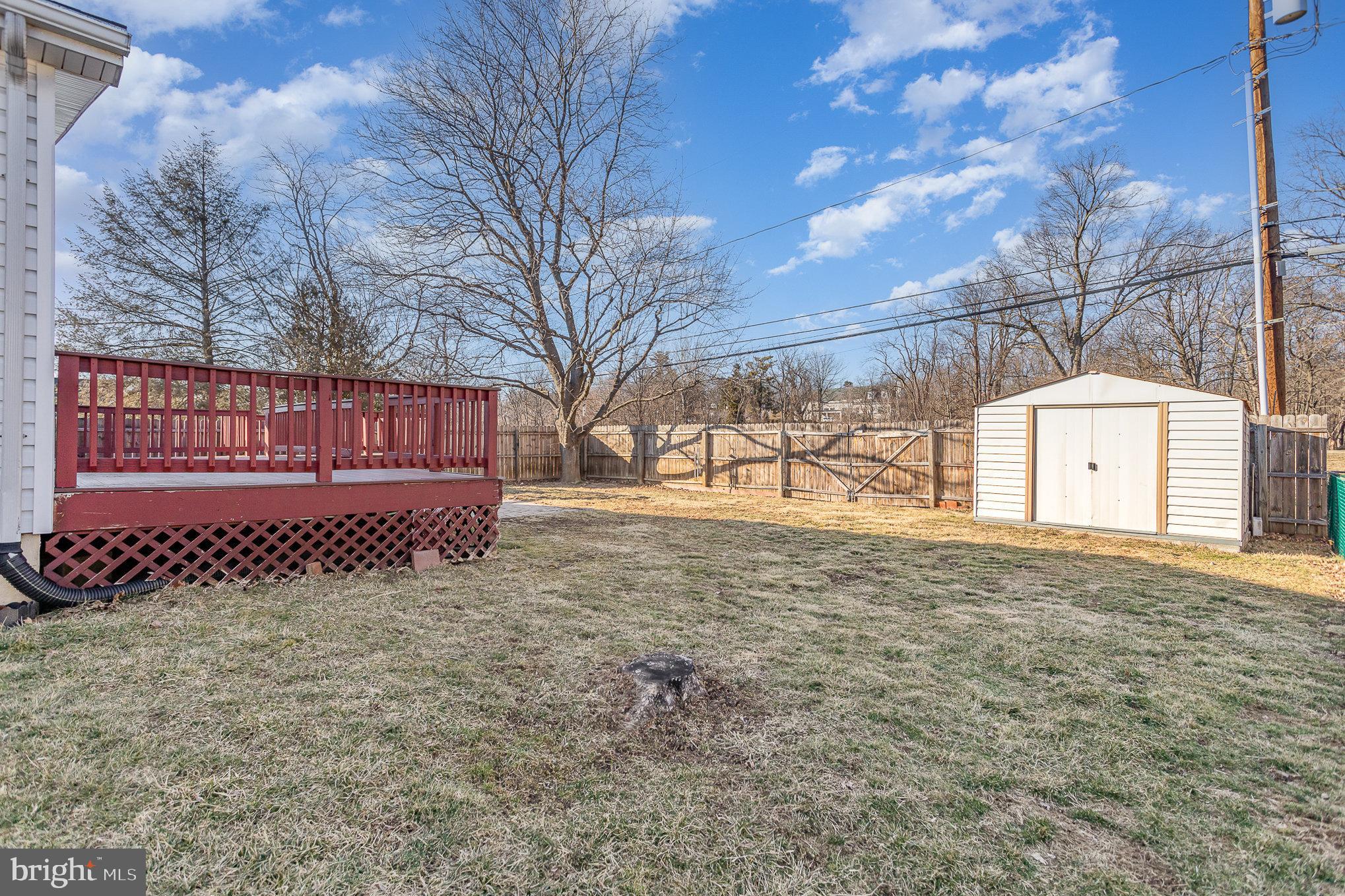 3914 Rutherford Street Harrisburg, PA 17111 - Photo 29 of 32 Fenced in yard!