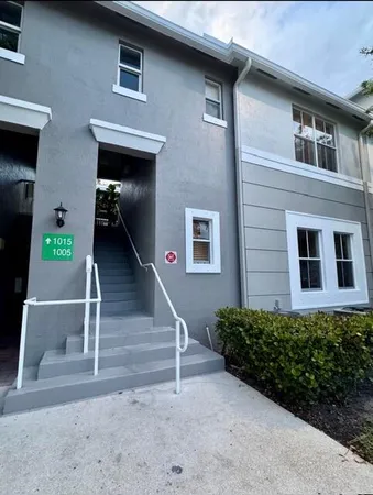 $285,000 | 1015 Shoma Drive, Unit 1015, Royal Palm Beach, FL 33414