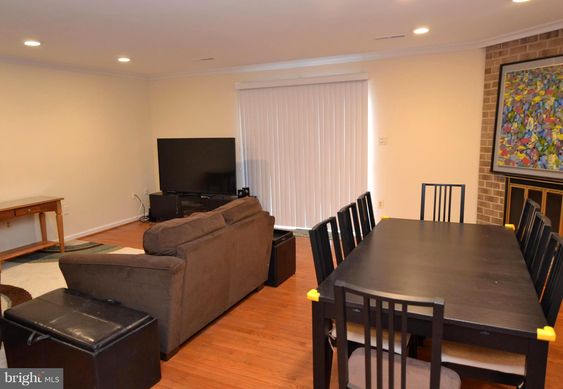 919 South Rolfe Street, Unit B Arlington, VA 22204 - Photo 4 of 23