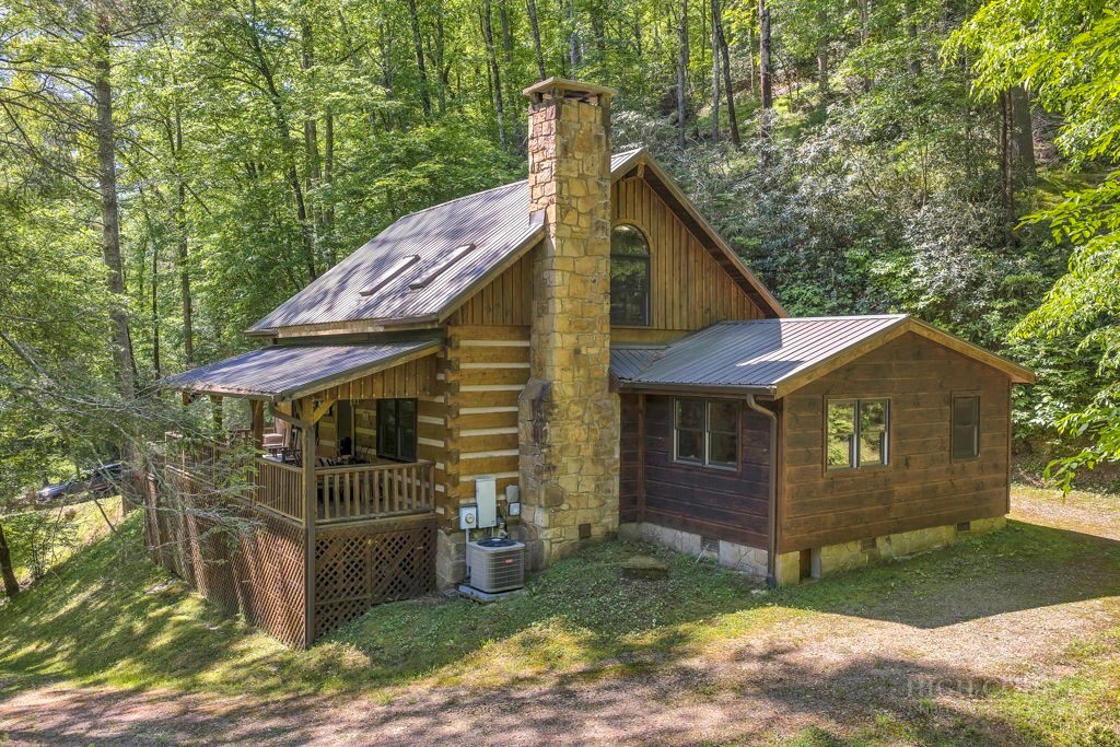 711 Meadow Road Ferguson, NC 28624 - Photo 2 of 34