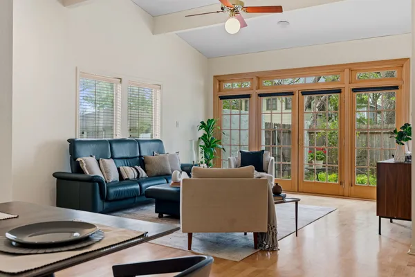 $599,999 | 407 Towne Park Trail, Austin, TX 78751