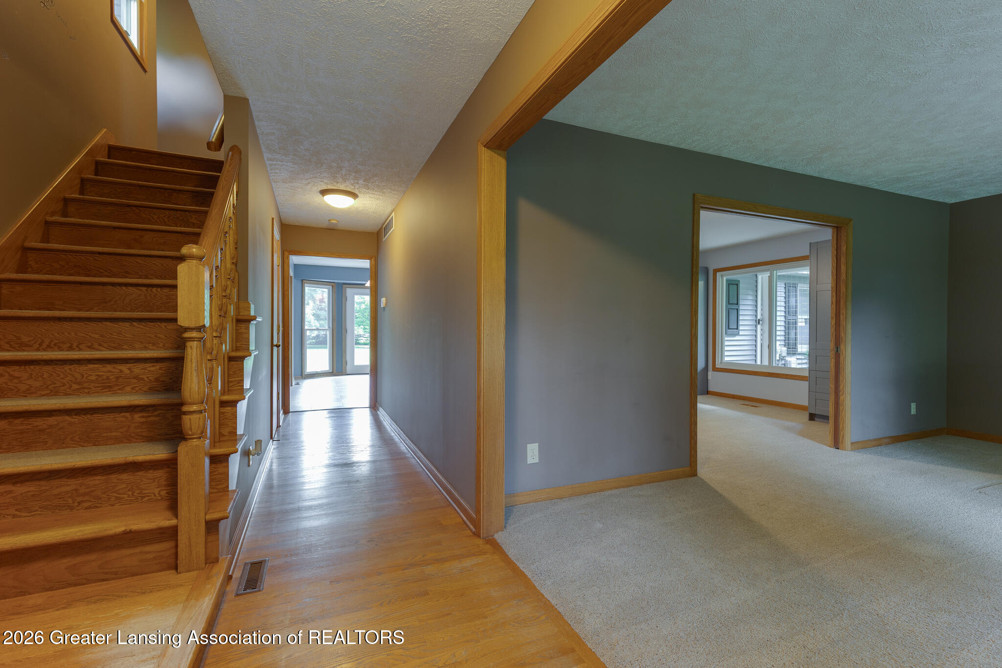 4115 West Howe Road Dewitt, MI 48820 - Photo 5 of 32 .