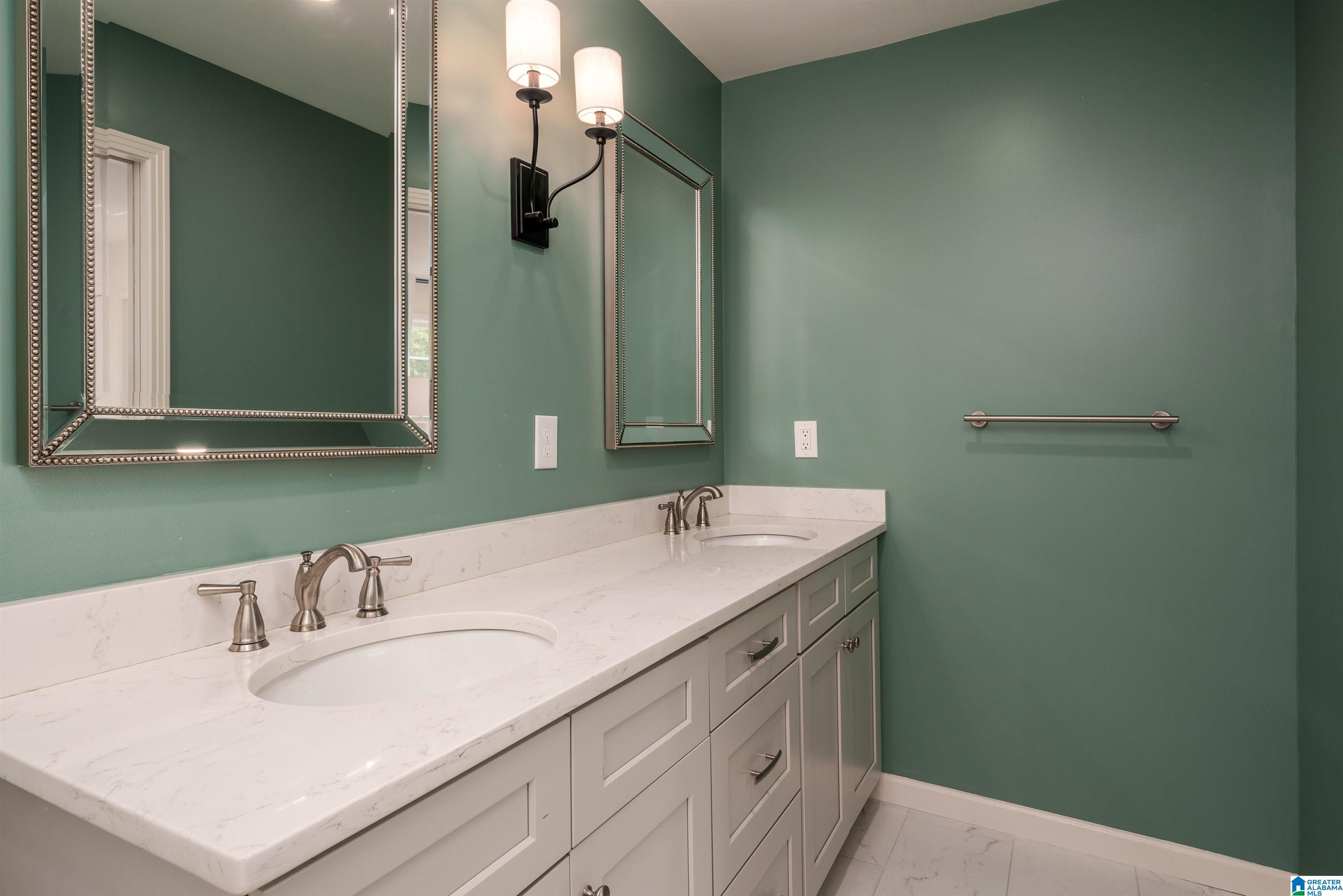 3754 Brookwood Road Birmingham, AL 35223 - Photo 23 of 39