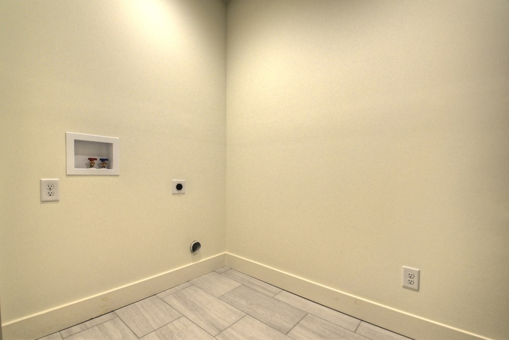 187 Chickadee Road Morganton, GA 30560 - Photo 78 of 94 a view of a small space