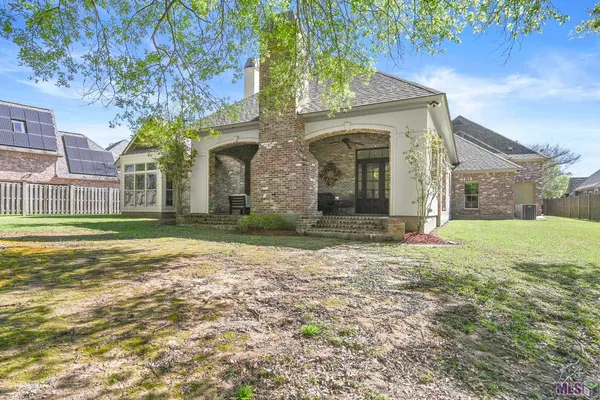 $885,000 | 16247 Woodville Drive, Prairieville, LA 70769