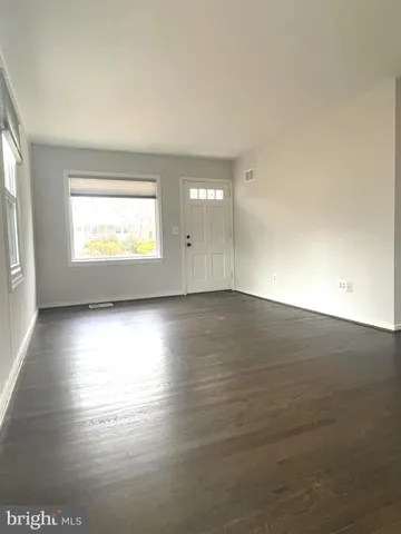 $2,800 | 1938 Griffith Road, Falls Church, VA 22043