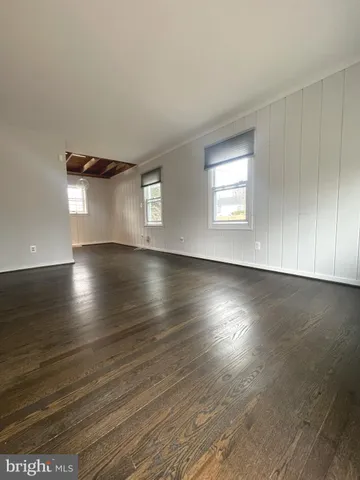 $2,800 | 1938 Griffith Road, Falls Church, VA 22043