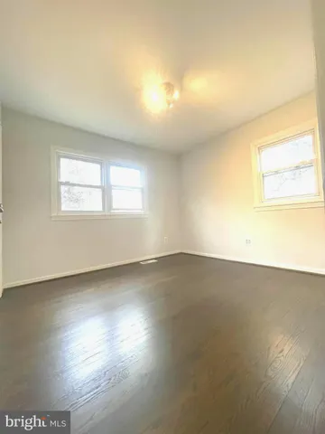 $2,800 | 1938 Griffith Road, Falls Church, VA 22043