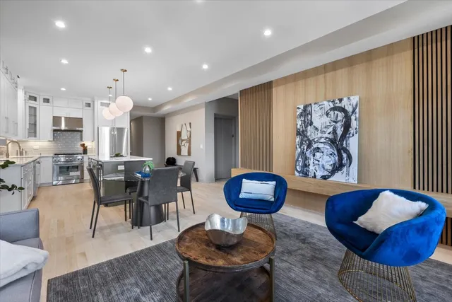 $799,000 | 2450 North Clybourn Avenue, Unit 5S, Chicago, IL 60614