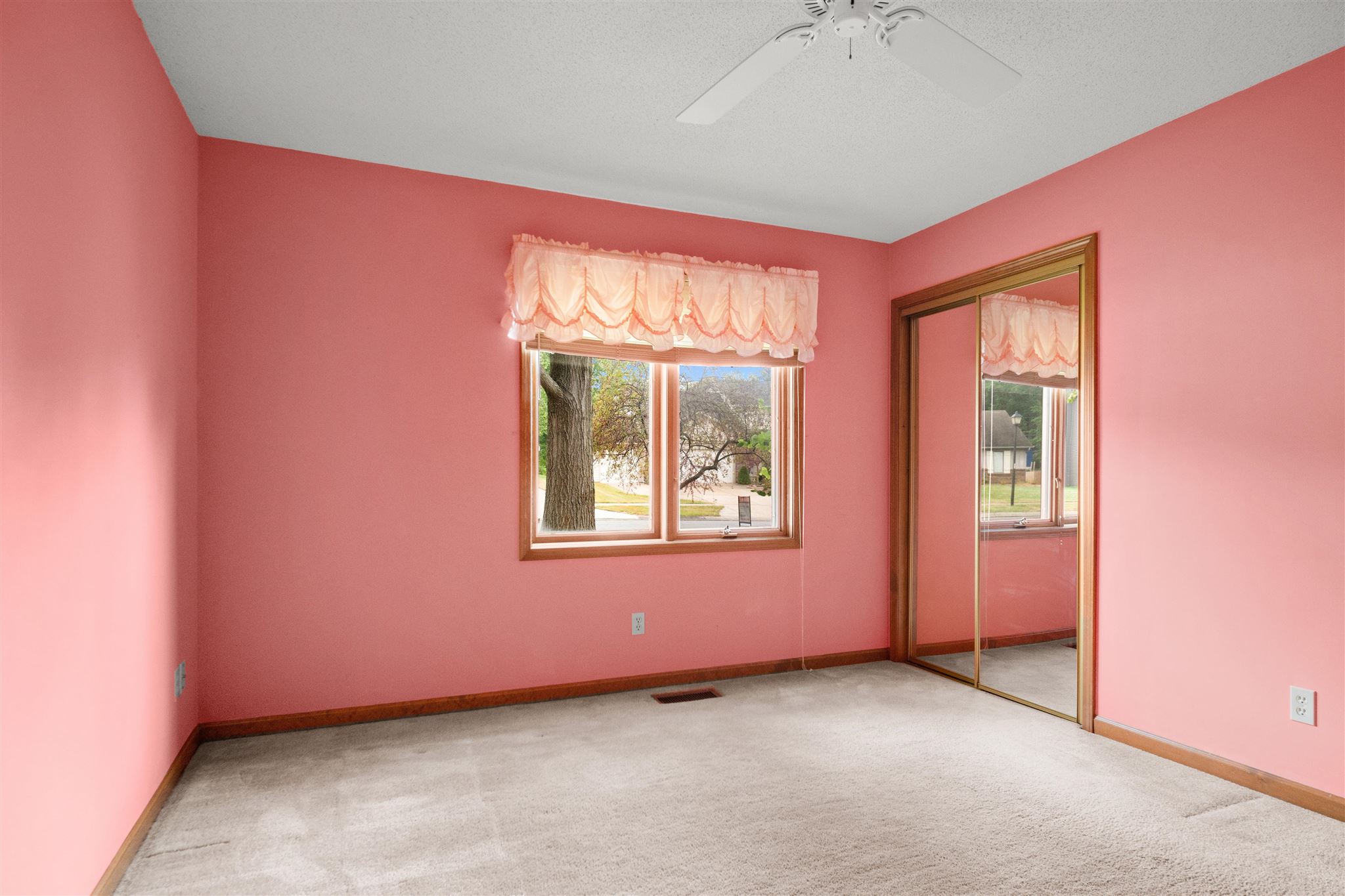 8510 Hawk Spring Hill Fort Wayne, IN 46825 - Photo 22 of 36 Gallery Image 22
