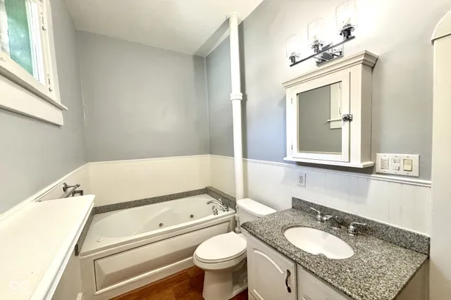 $1,800 | 1749 Delaware Street, Indianapolis, IN 46225