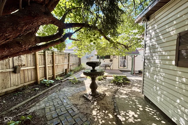 $1,800 | 1749 Delaware Street, Indianapolis, IN 46225