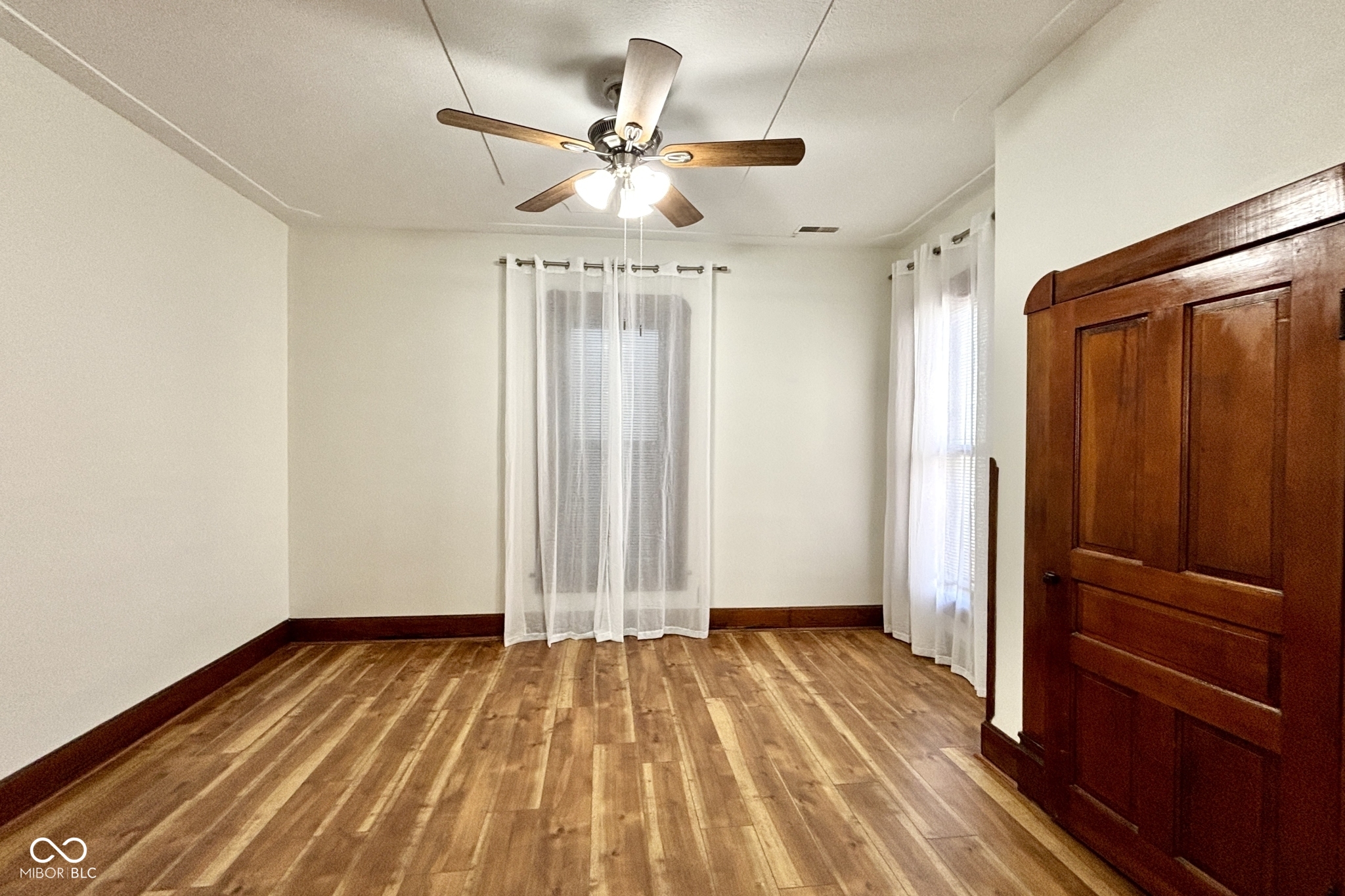 1749 Delaware Street Indianapolis, IN 46225 - Photo 10 of 34