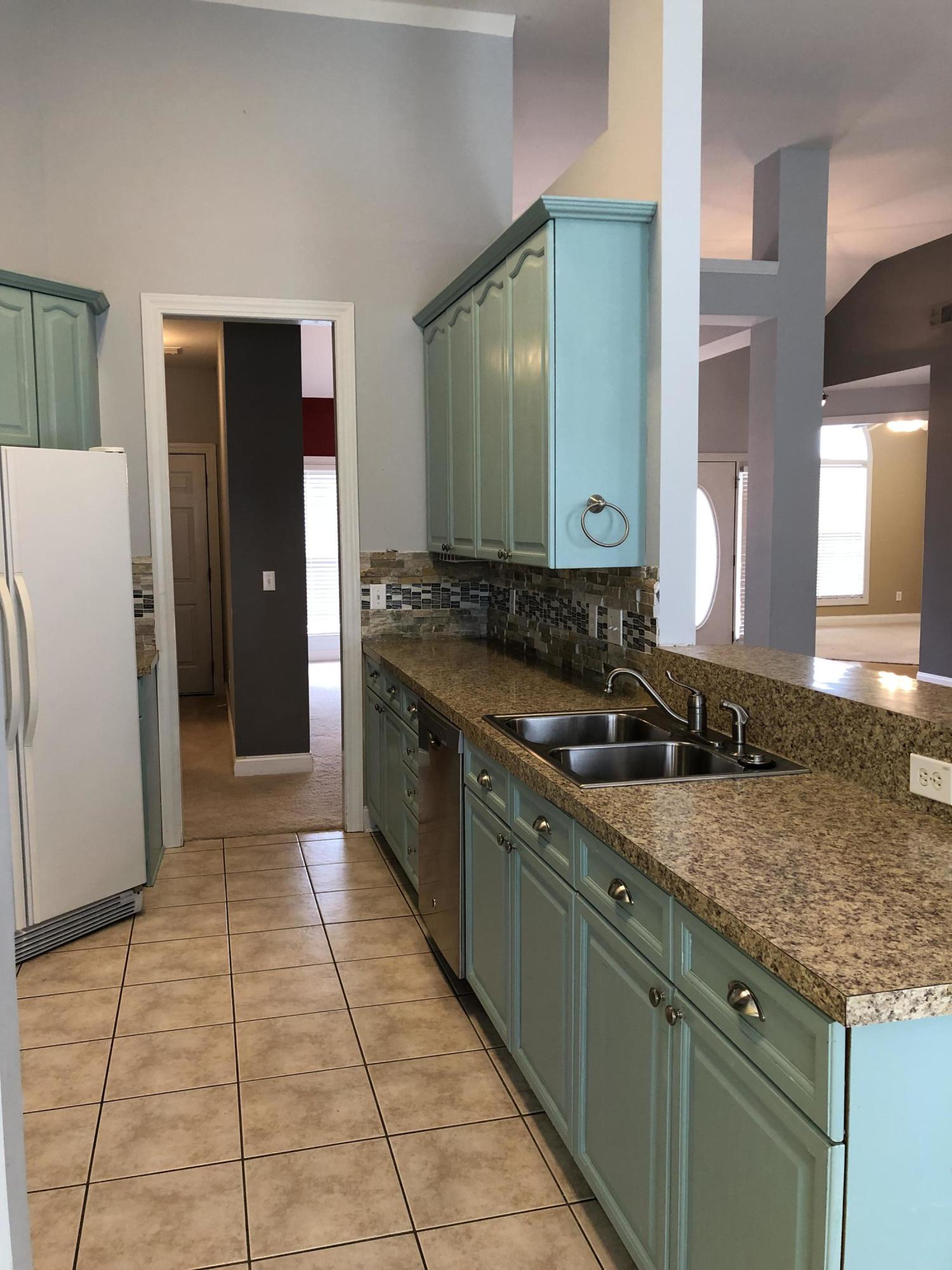 9221 Creedmore Road Summerville, SC 29485 - Photo 9 of 22 IMG_3154