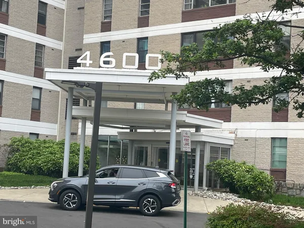 $2,000 | 4600 Duke Street, Unit 1008, Alexandria, VA 22304