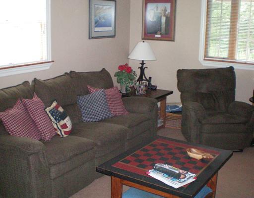 681 Weigles Hill Road Elizabeth, PA 15037 - Photo 11 of 18 Den/Family/Great Room. 1st Floor Family Room
