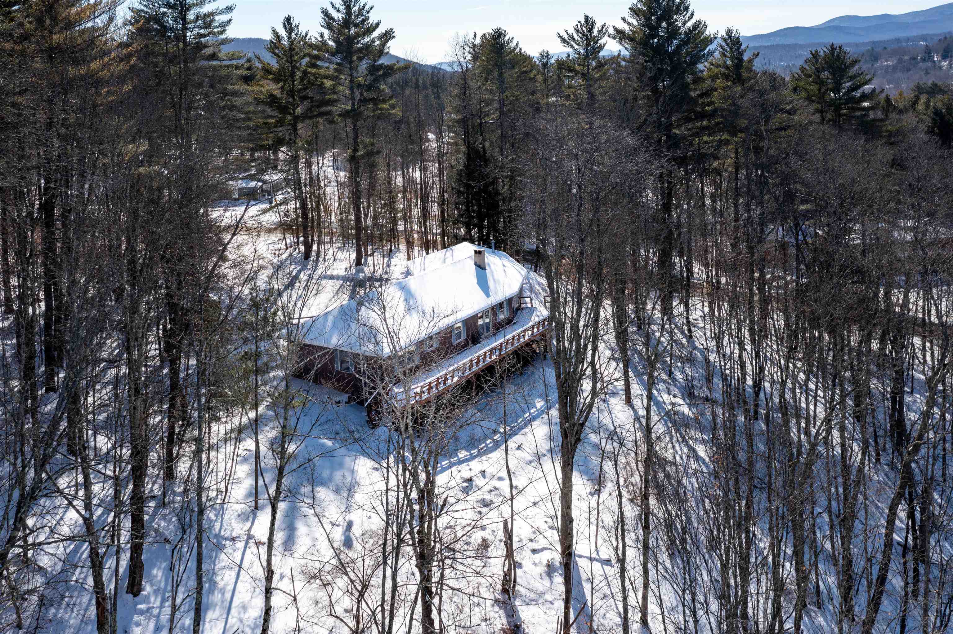 630 Sylvan Park Road Stowe, VT 05672 - Photo 2 of 33 Gallery Image 2