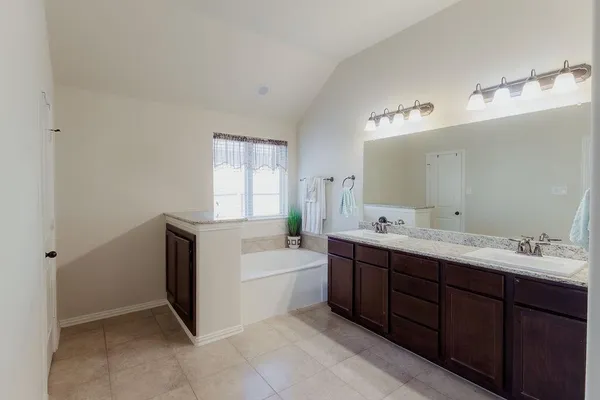 $352,500 | 544 Madrone Trail, Forney, TX 75126
