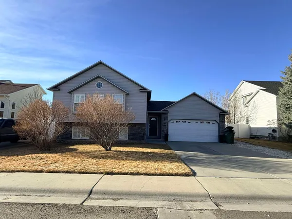$399,900 | 2326 Cripple Creek Drive, Rock Springs, WY 82901