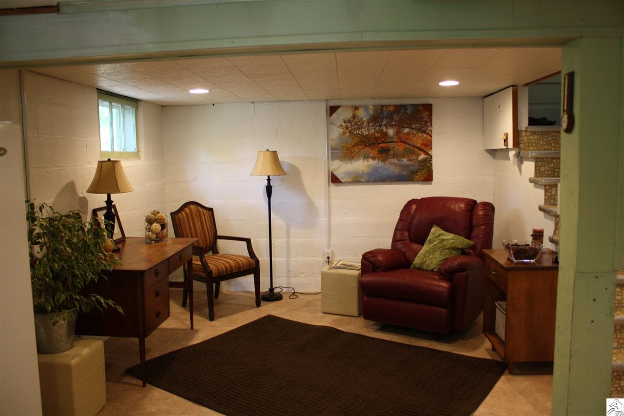 2315 Vermilion Road Duluth, MN 55803 - Photo 9 of 17 Gallery Image 9
