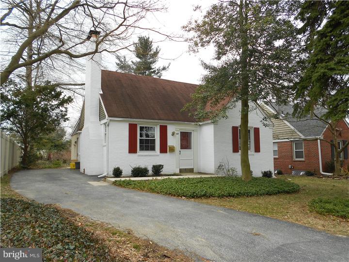 324 Hawarden Road Springfield, PA 19064 - Photo 2 of 23 Exterior Side
