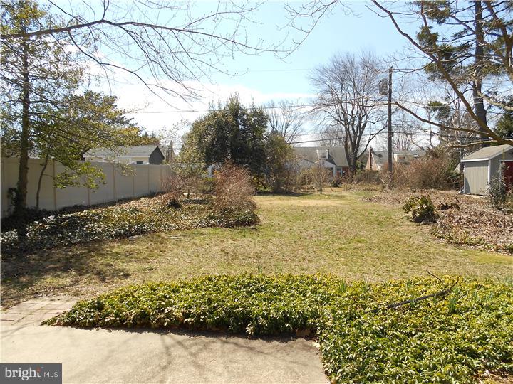 324 Hawarden Road Springfield, PA 19064 - Photo 22 of 23 Back Yard