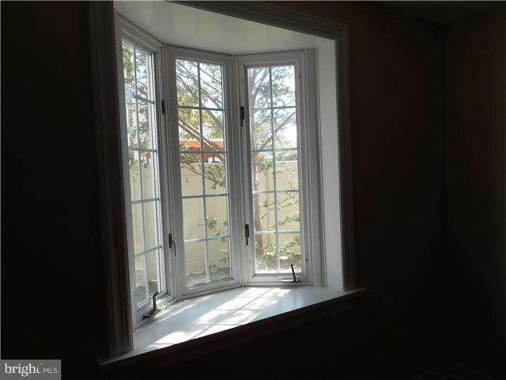 324 Hawarden Road Springfield, PA 19064 - Photo 6 of 23 Dining Room