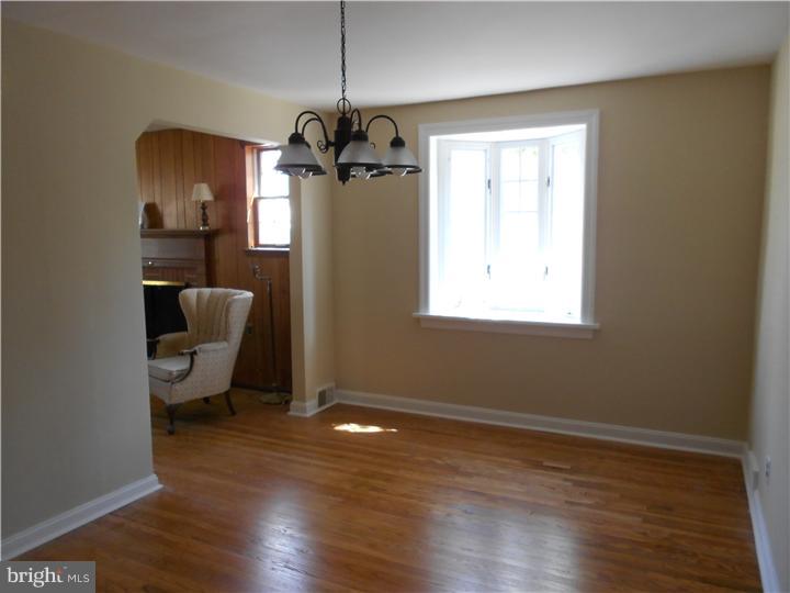324 Hawarden Road Springfield, PA 19064 - Photo 7 of 23 Dining Room