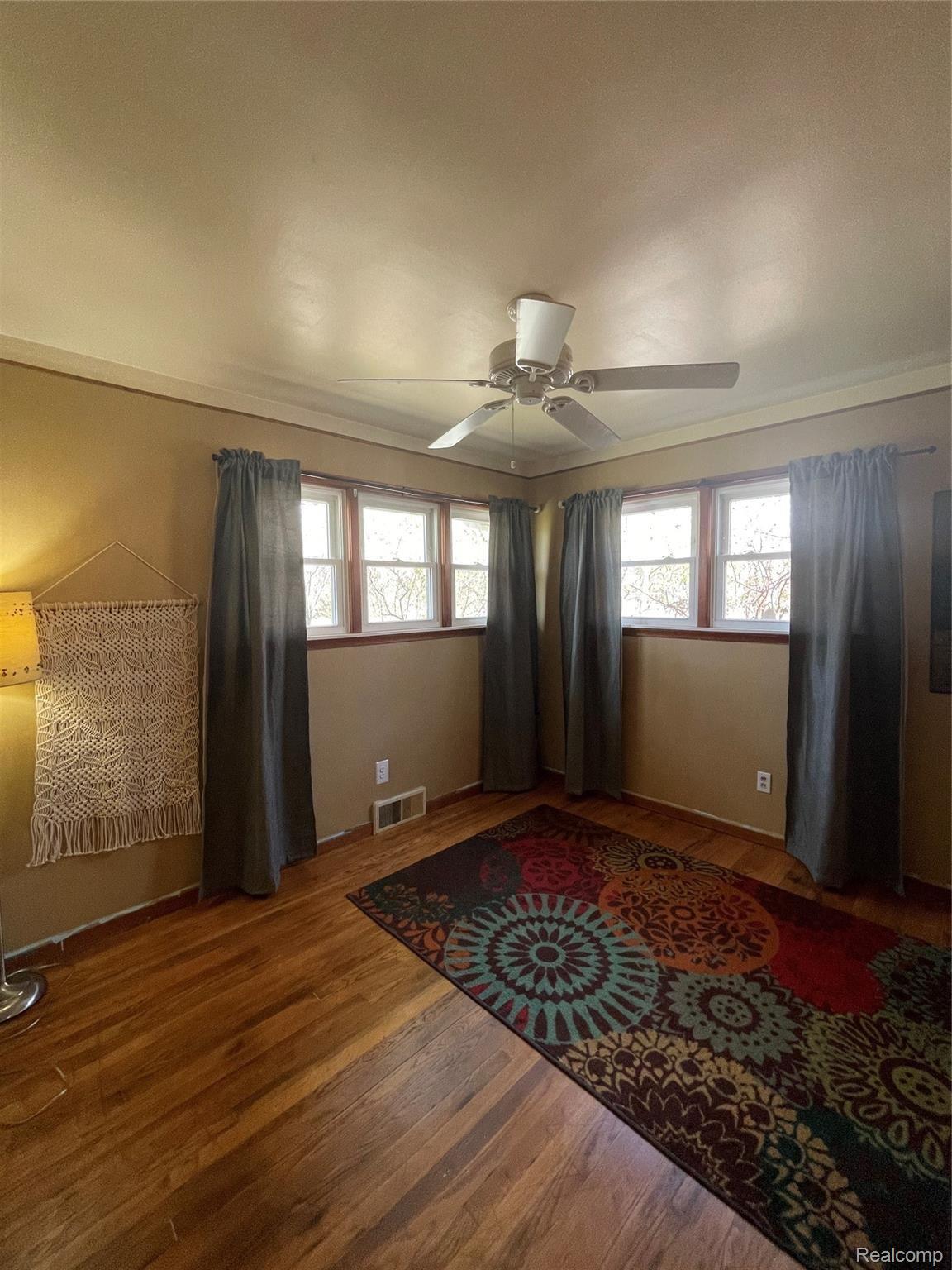 16805 Inkster Road Taylor, MI 48180 - Photo 22 of 37 F1F95E3D-3005-4535-807E-6251C0AFE0A1.jpeg