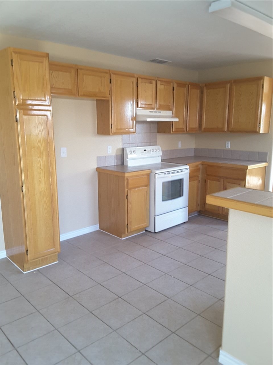 821 George Read Drive Laredo, TX 78046 - Photo 6 of 19 Gallery Image 6