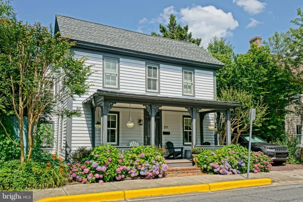 $1,750,000 | 211 West 4th Street, Lewes, DE 19958