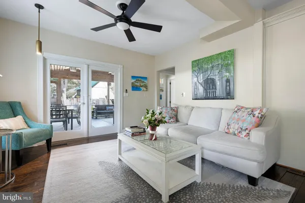 $1,750,000 | 211 West 4th Street, Lewes, DE 19958