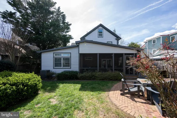 $1,750,000 | 211 West 4th Street, Lewes, DE 19958