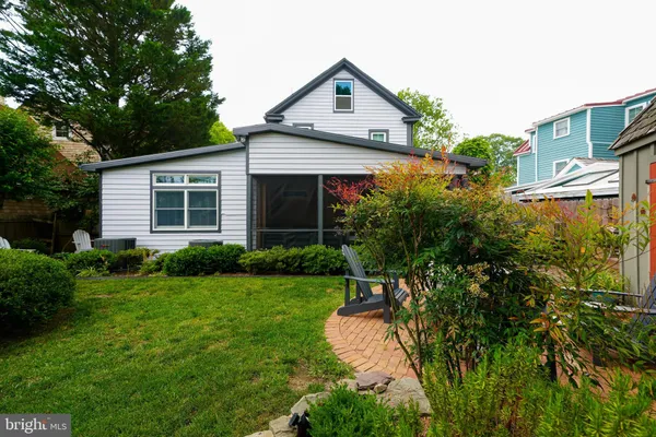 $1,750,000 | 211 West 4th Street, Lewes, DE 19958