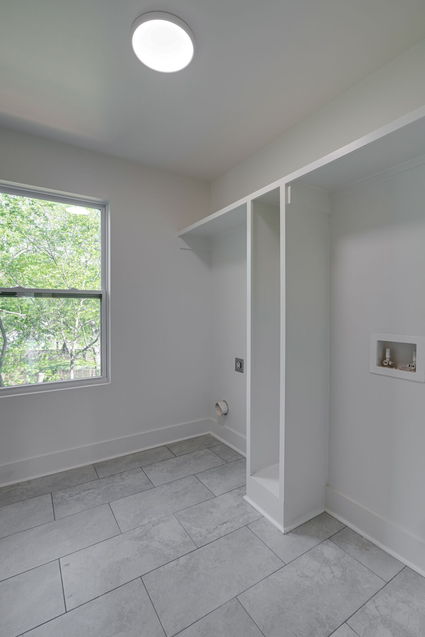 2005 Overby Road Nashville, TN 37207 - Photo 29 of 36 an empty room with a window