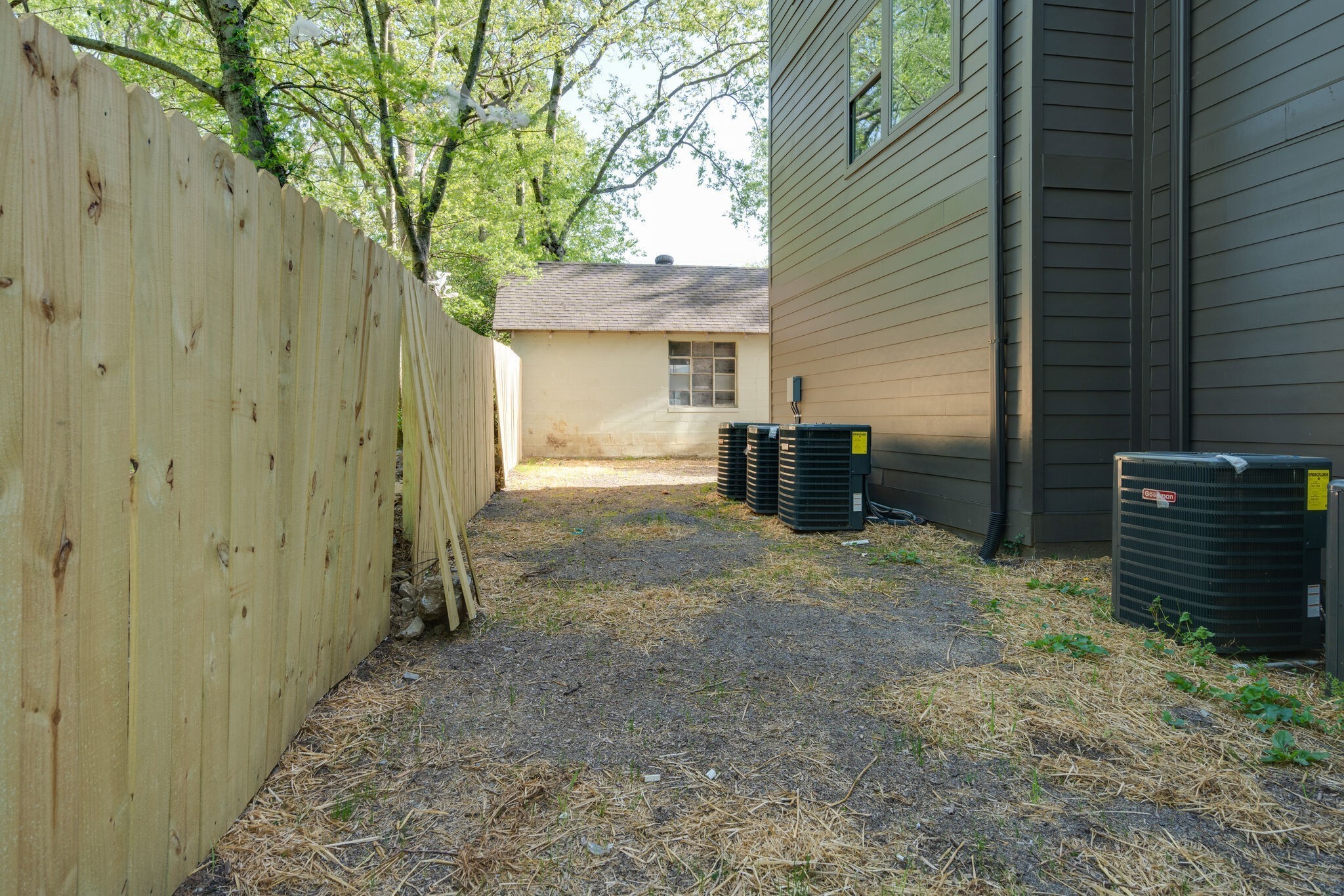 2005 Overby Road Nashville, TN 37207 - Photo 36 of 36 a view of a backyard of the house
