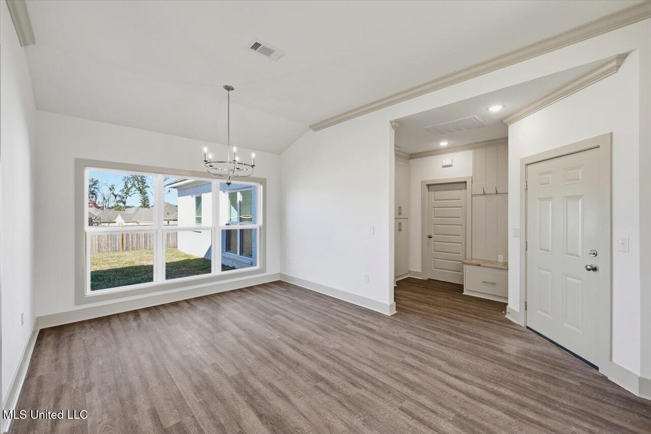 111 Willow Way Canton, MS 39046 - Photo 15 of 33 15-111 Willow Way _ Home Tours MS