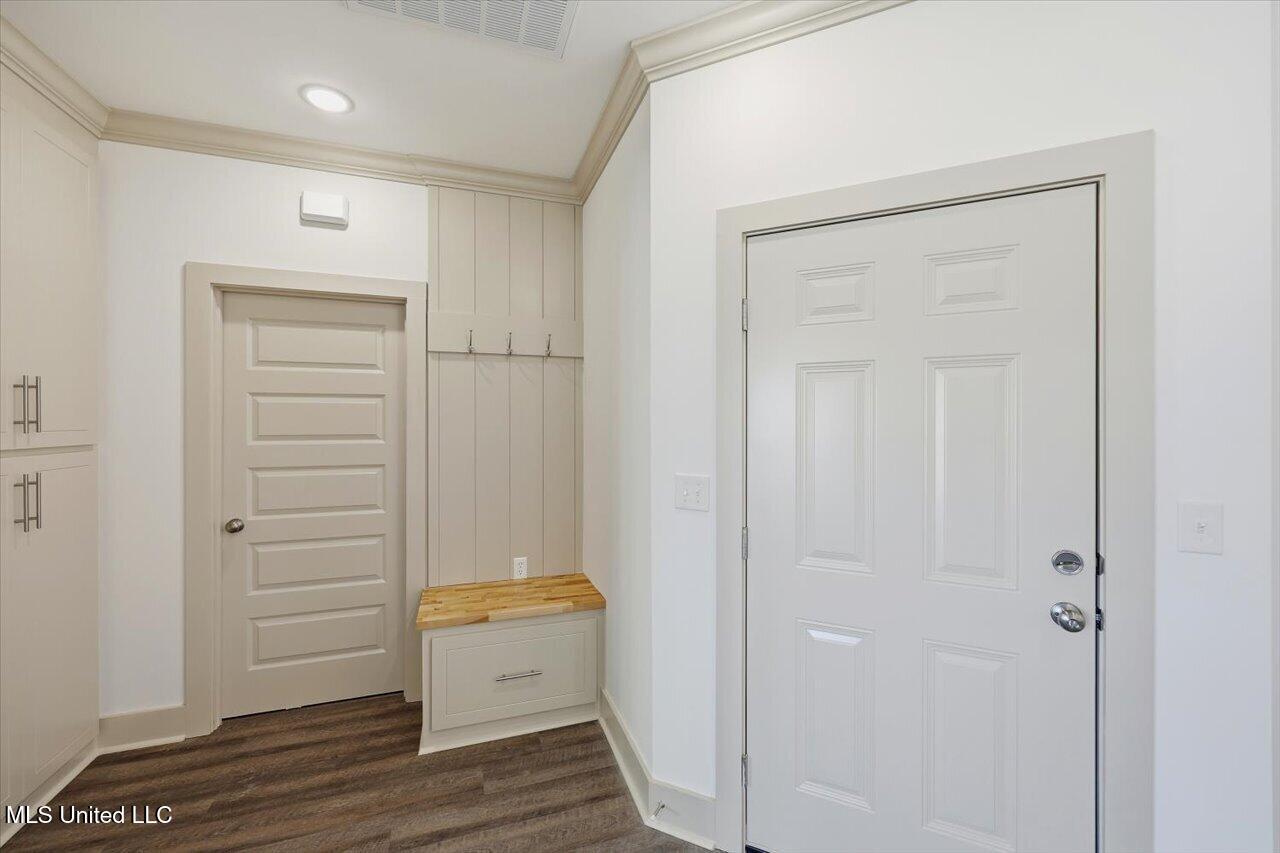 111 Willow Way Canton, MS 39046 - Photo 19 of 33 19-111 Willow Way _ Home Tours MS