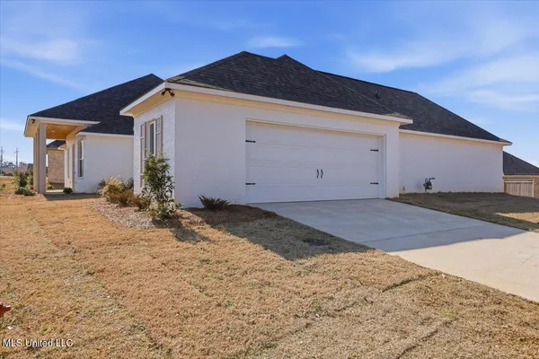 $365,900 | 111 Willow Way, Canton, MS 39046